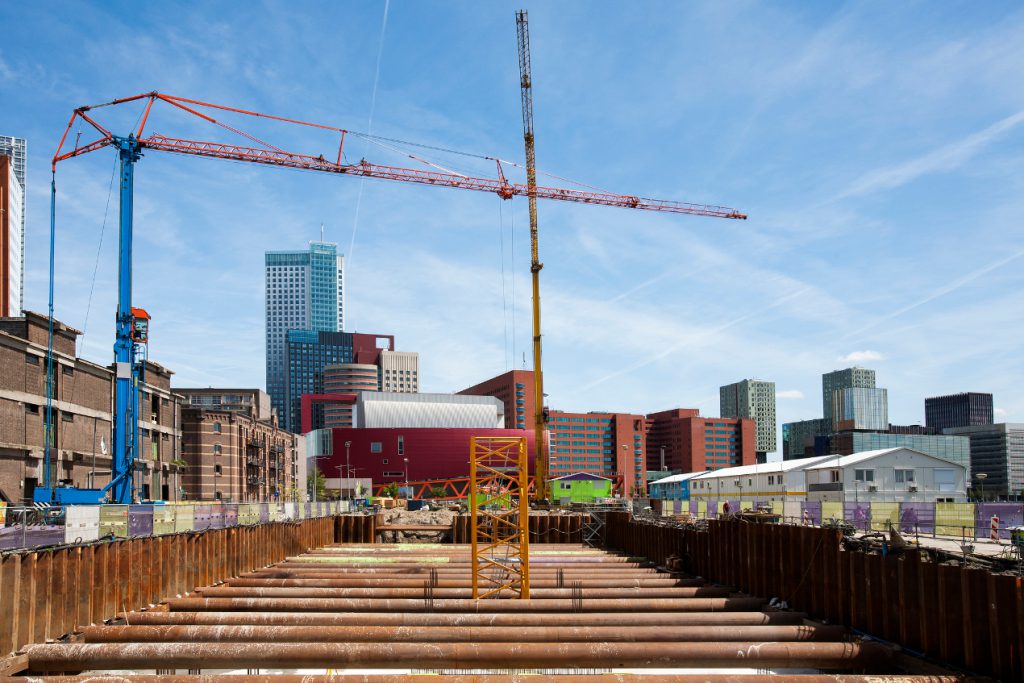 Najważniejsze zalety ścianek szczelnych stalowych